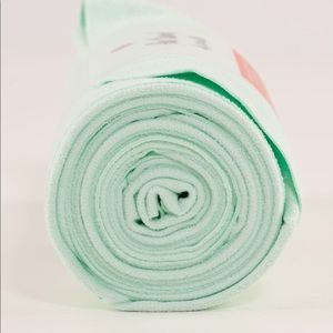 Lululemon 💙 Mint yoga towel. Great for hot yoga!